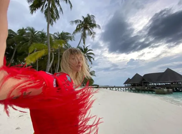 delia in maldive
