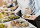 Românii, ultimii la buget alocat mâncării de tip catering