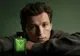 Tom Holland devine imaginea Prada Beauty