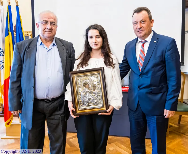 ASE răsplătește performanța. Studenții cu rezultate remarcabile, premiați cu icoane de valoare, în parteneriat cu Patriarhia Română – poza 1
